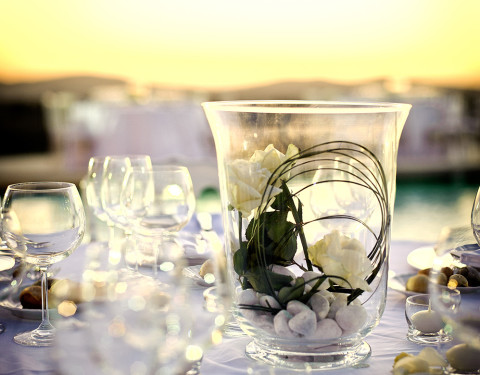 Dining By The Pool